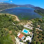 Vliho Bay & 아파트 Yénion