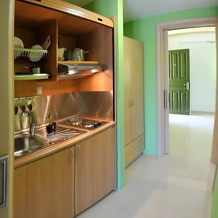 Appartamento Vliho Bay &