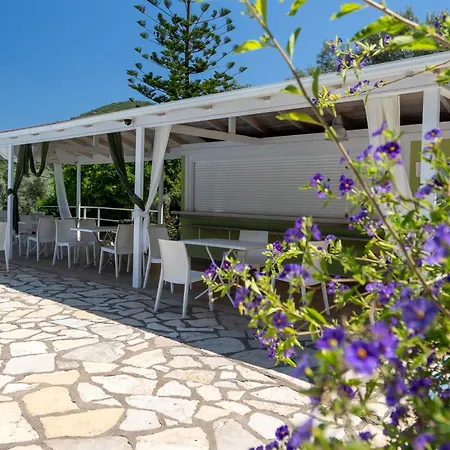 Appartamento Vliho Bay & Yénion